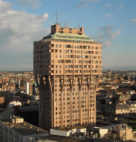 tower of velasca milan.